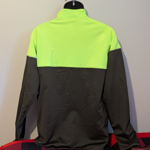 Nike Men's Black and Green Jacket - Picture 5 of 8